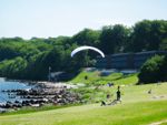 Paragliding ved hotel Marselis og Aarhus Bugt. 