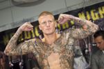 Patrick Nielsen indvejes før Nordic Fight Night