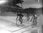 Grand Prix. Carl Koblauch, Heron Mariager, Til højre W. Larsen